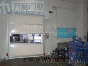 塑膠製品行業快速卷門安裝案例