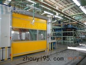 廣州吉興汽車配件有限公司快速卷門安裝案例
